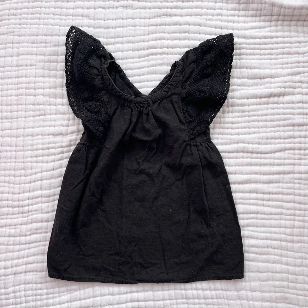 Old Navy Black Crochet Flutter Sleeve Dresss